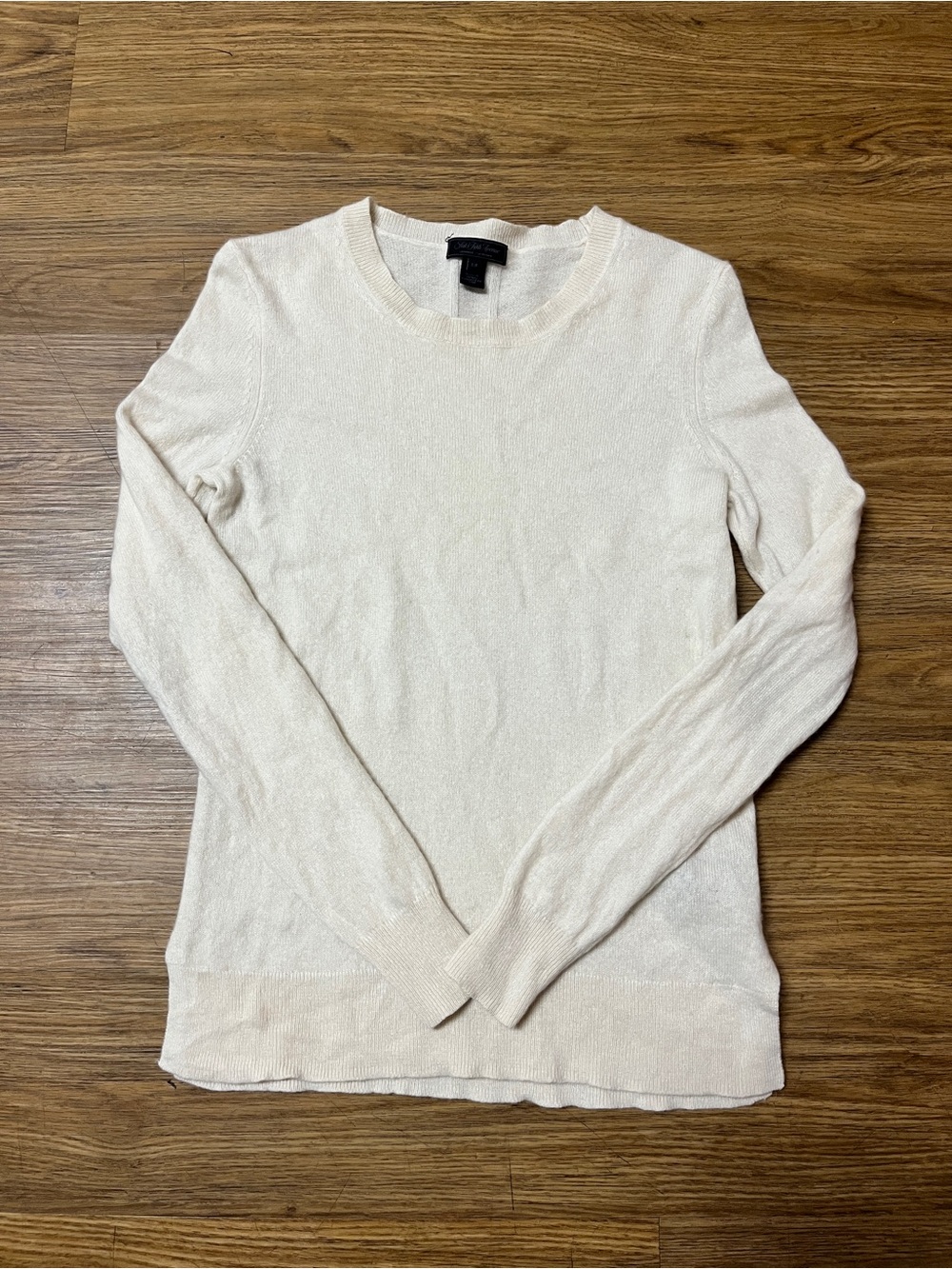 Saks Fifth Avenue Women’s Cream Crewneck Cashmere Sweater Preppy Classic Small